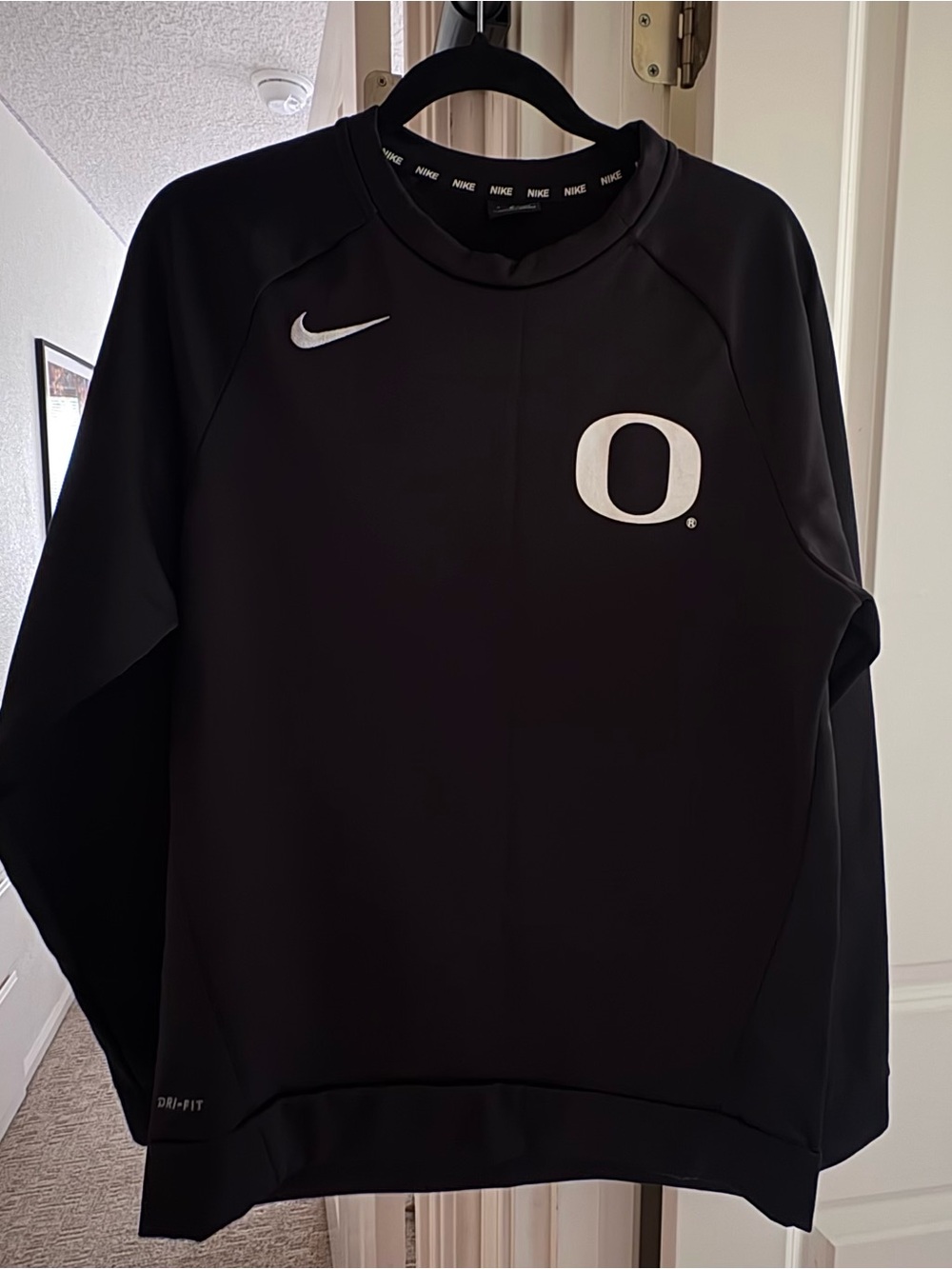 Nike Oregon Black Sweatshirt - Drifit